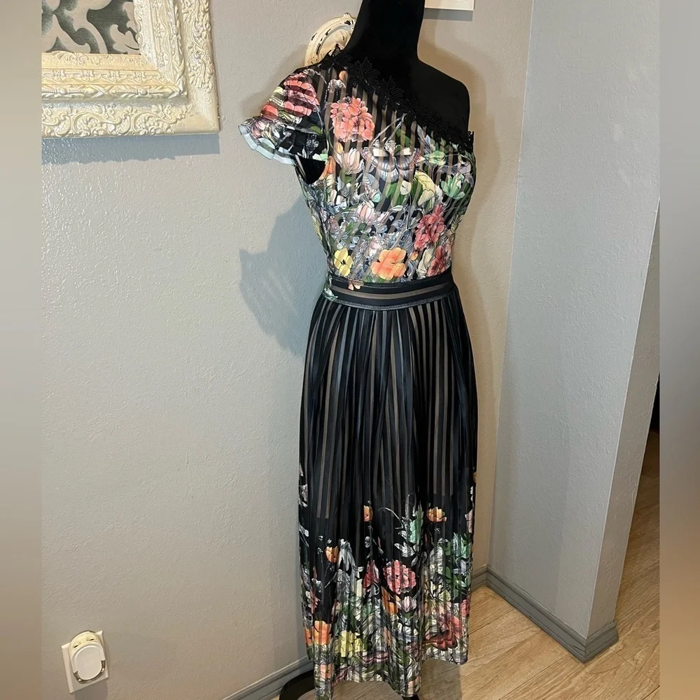 Foxiedox Peach Dress with Floral Accents - Picture 8 of 13
